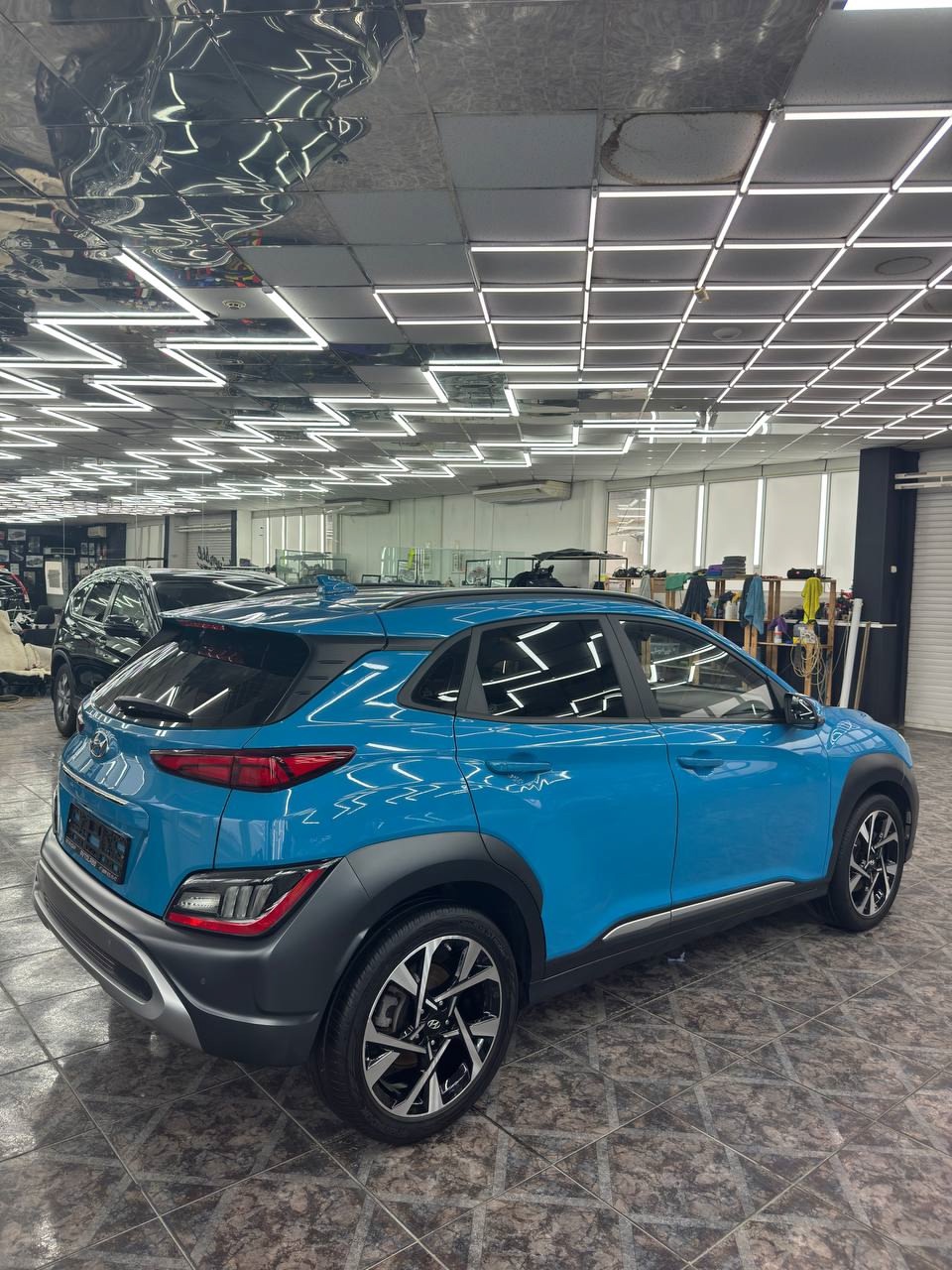 Привезли автомобиль Hyundai Kona