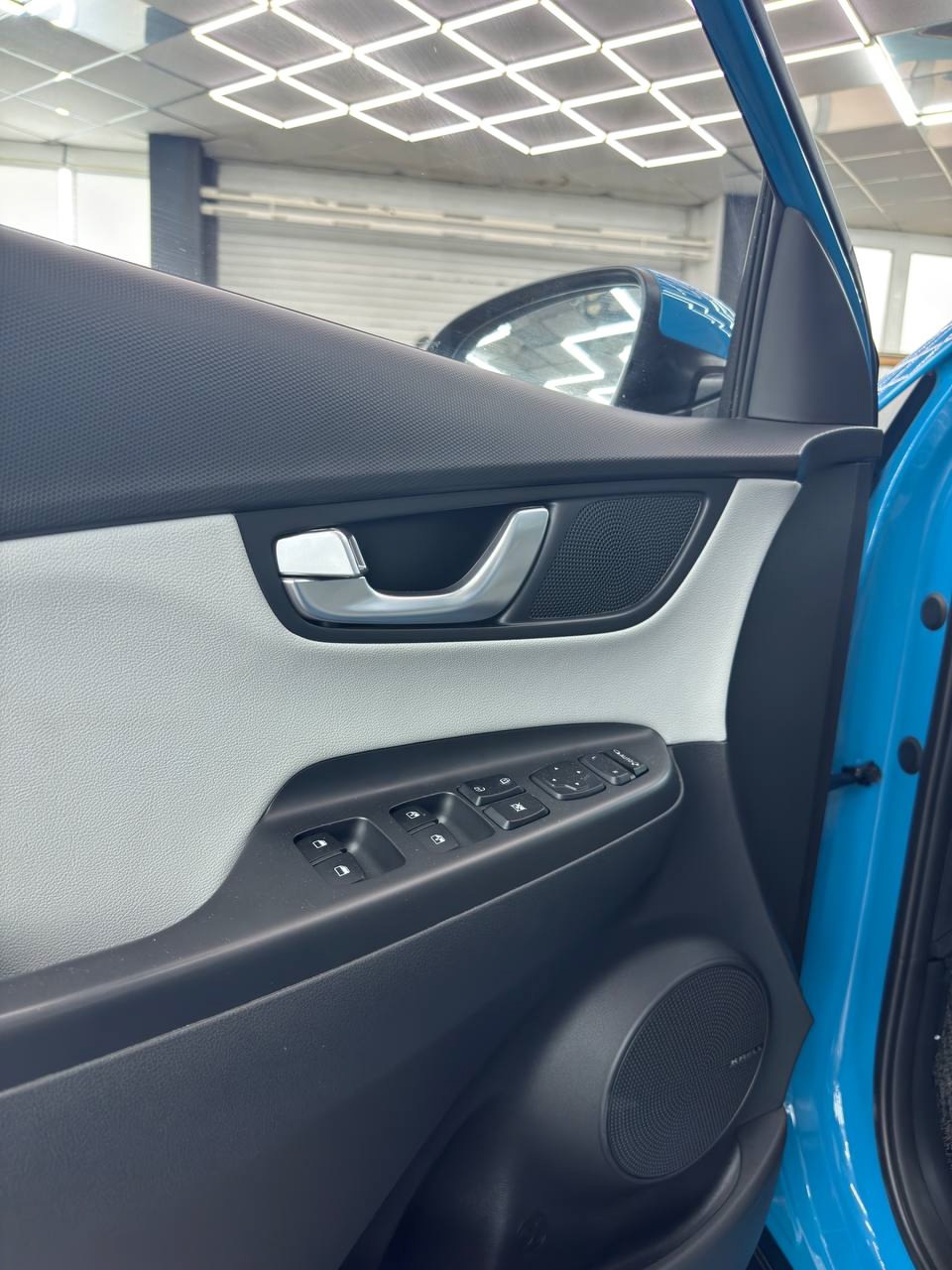 Привезли автомобиль Hyundai Kona