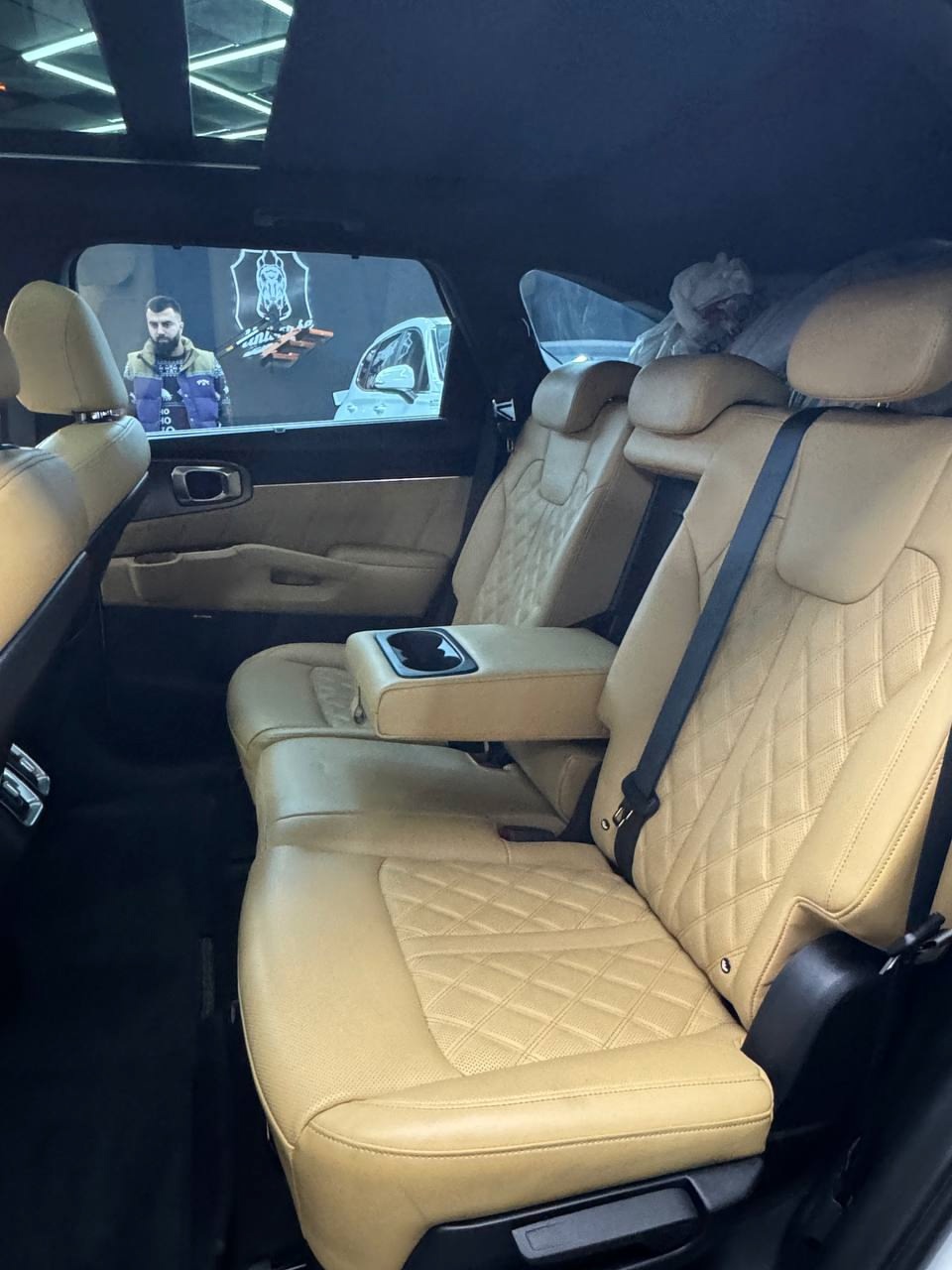 Привезли автомобиль Kia Sorento