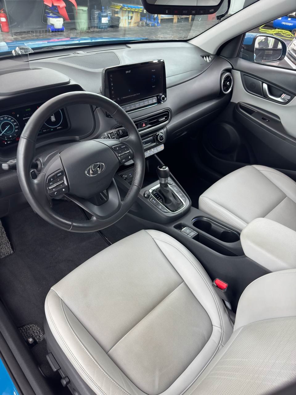 Привезли автомобиль Hyundai Kona