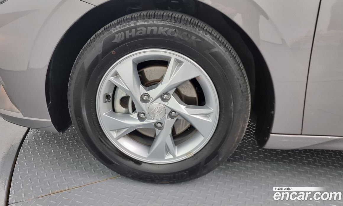 Hyundai Avante 1.6