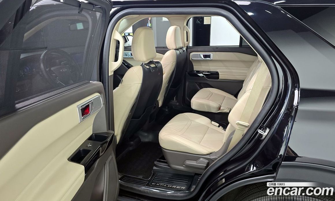 Ford Explorer 3.0 Platinum 4WD