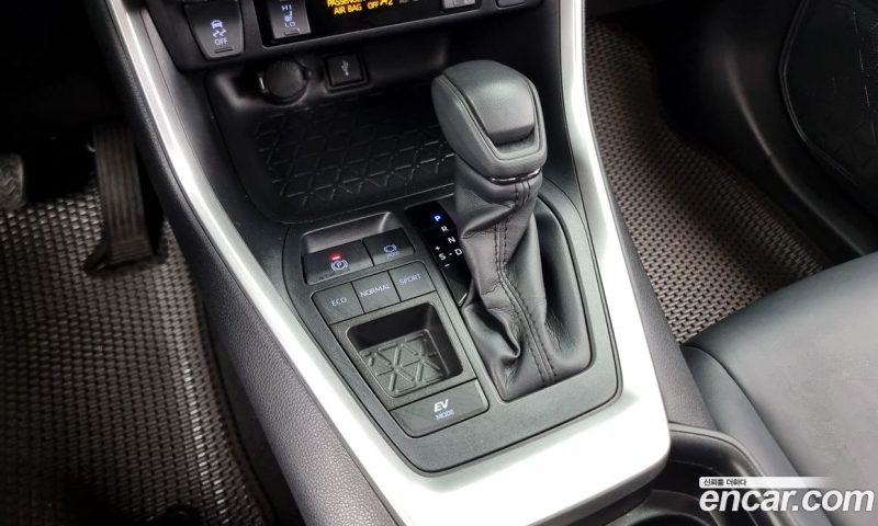 Toyota RAV4 2.5 2WD Hybrid