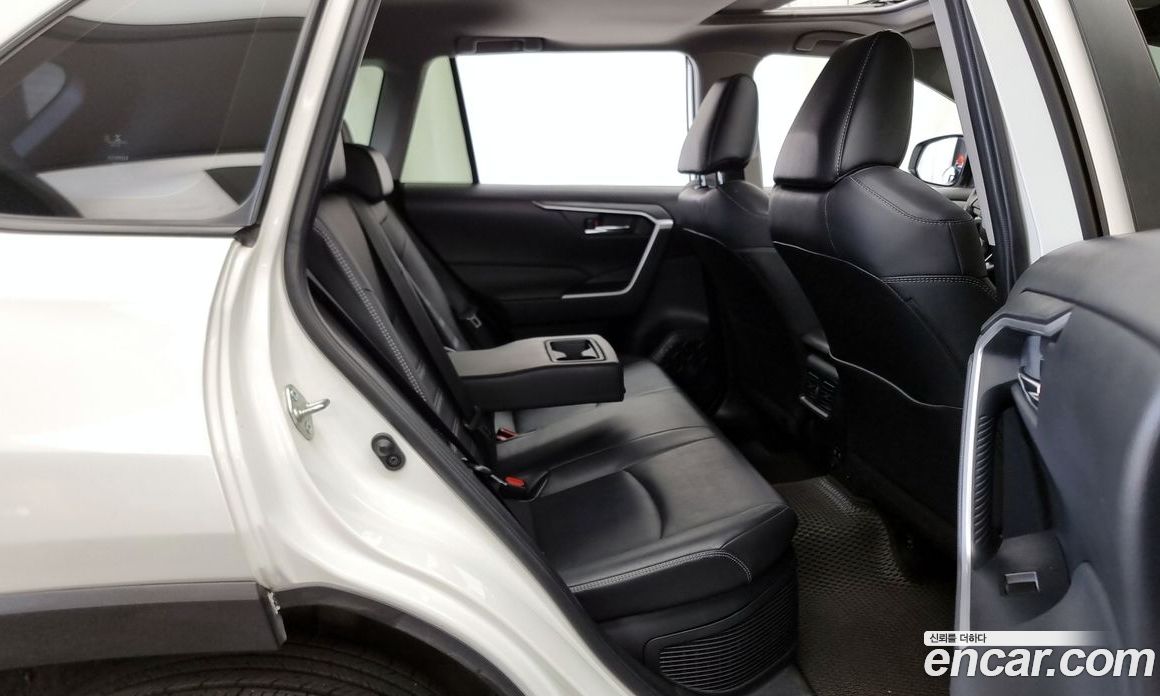 Toyota RAV4 2.5 2WD Hybrid