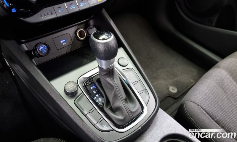 Hyundai Kona Gasoline 1.6 Turbo 2WD