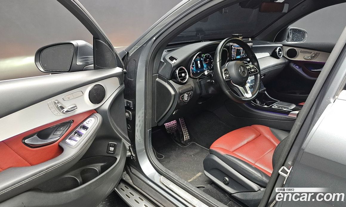 Mercedes Benz GLC-Class GLC220 D 4MATIC Coupe