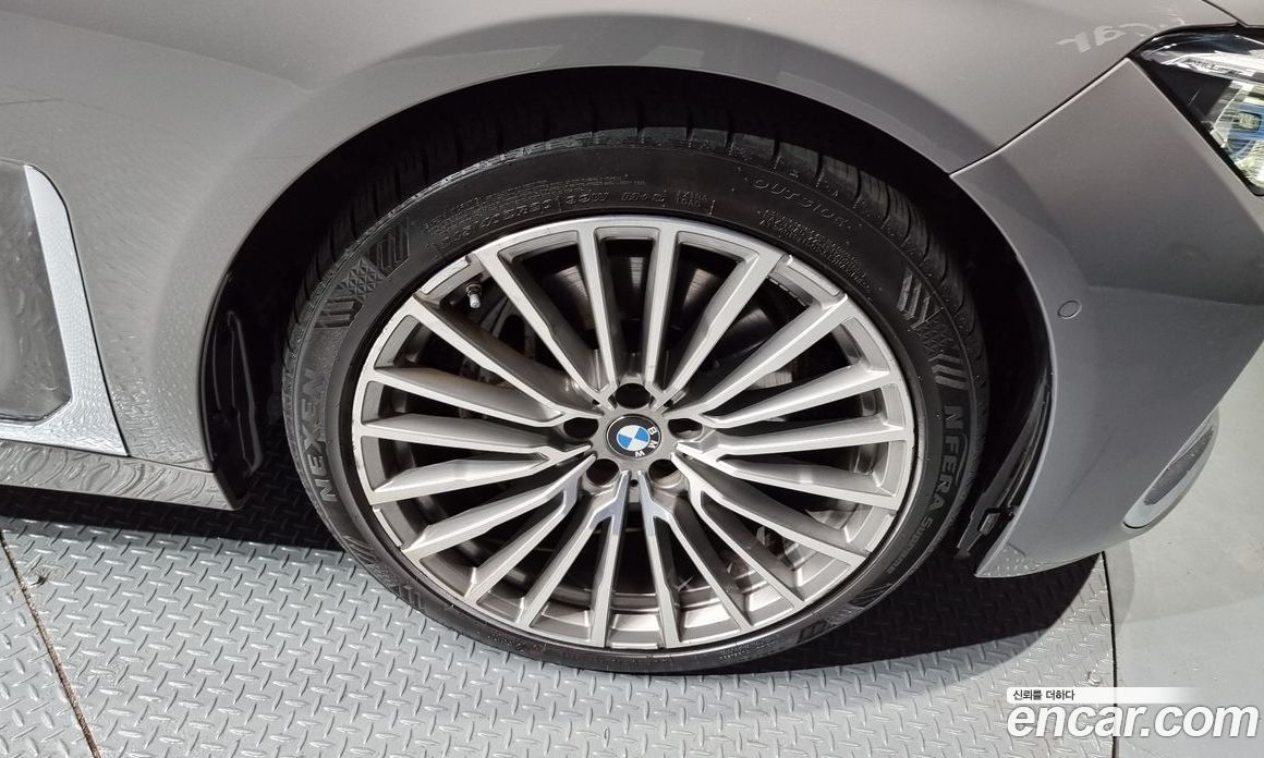 BMW 7-Series 730D xDrive Design Pure Excellence