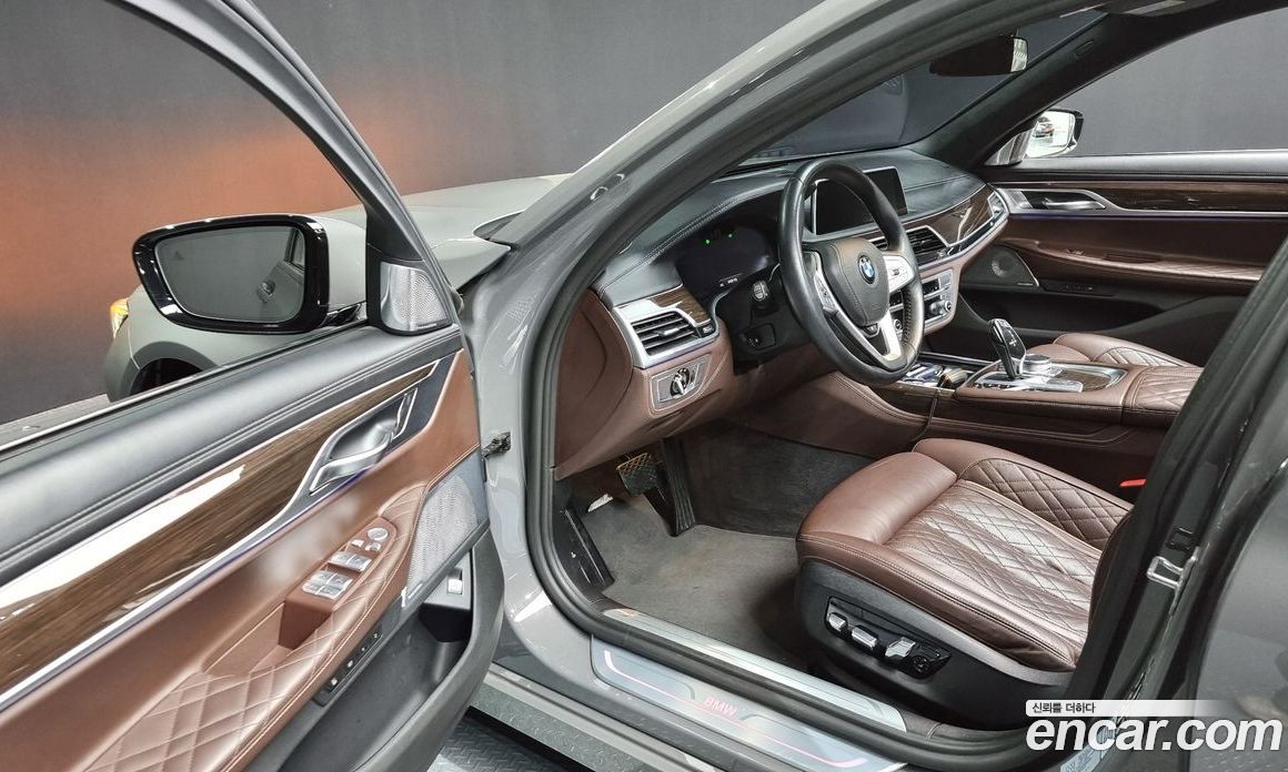 BMW 7-Series 730D xDrive Design Pure Excellence