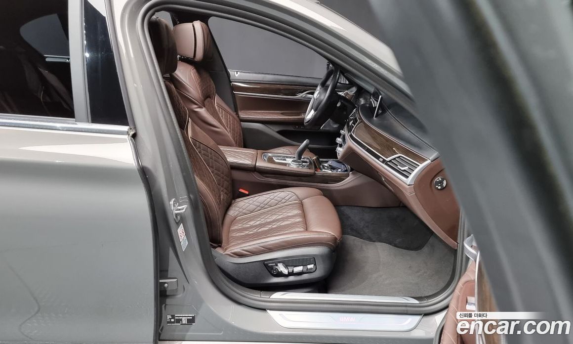 BMW 7-Series 730D xDrive Design Pure Excellence