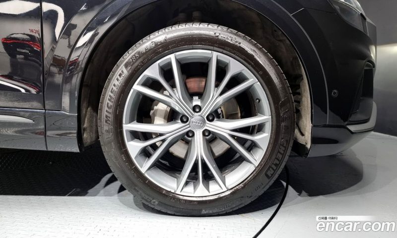 Audi Q8 45 TDI Quattro Premium