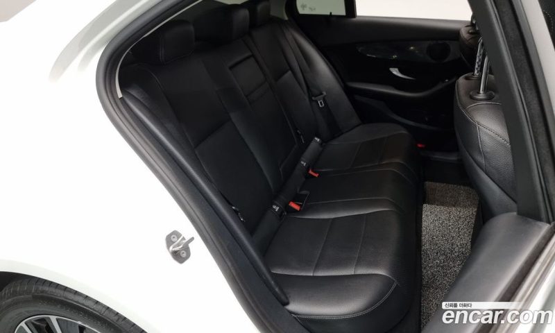 Mercedes Benz C-Class C200