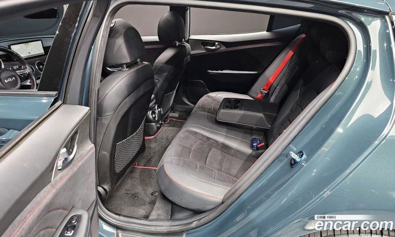 Kia Stinger 2.5 Masters ACRO EDITION