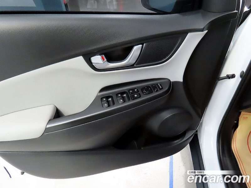 Hyundai Kona Gasoline 1.6 Turbo 2WD