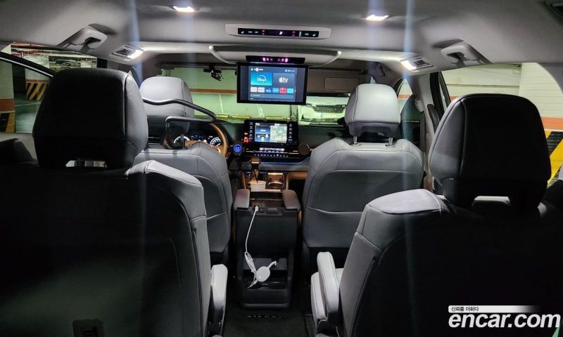 Toyota Sienna 2.5 Hybrid 2WD