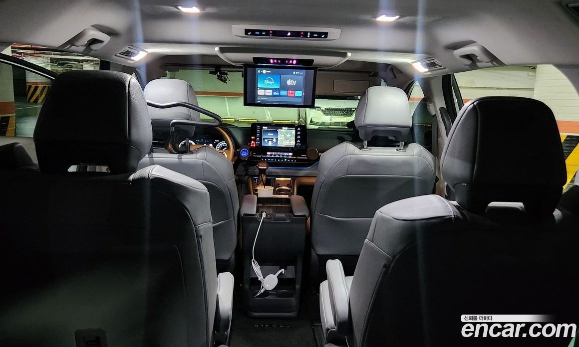 Toyota Sienna 2.5 Hybrid 2WD