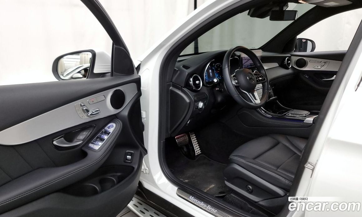 Mercedes Benz GLC-Class GLC220 D 4MATIC Coupe