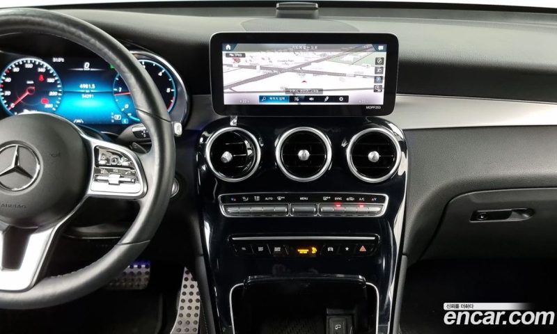 Mercedes Benz GLC-Class GLC220 D 4MATIC Coupe