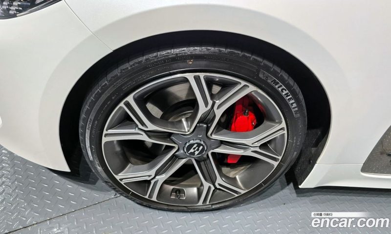 Kia Stinger 2.0 Turbo 2WD