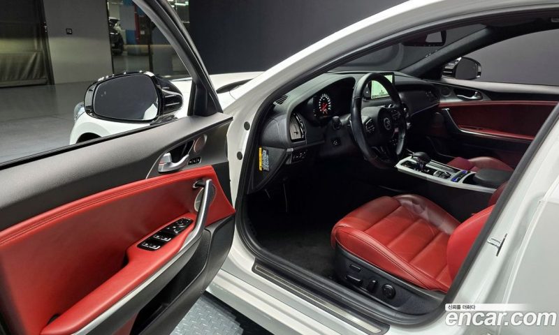 Kia Stinger 2.0 Turbo 2WD