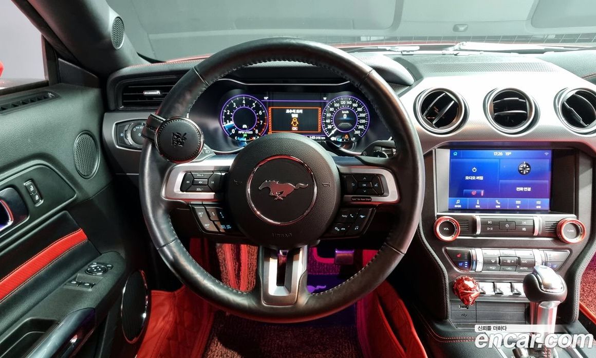 Ford Mustang Coupe