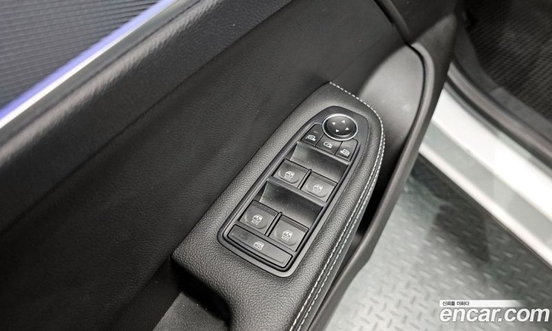 Renault Korea XM3 1.6 GTe RE