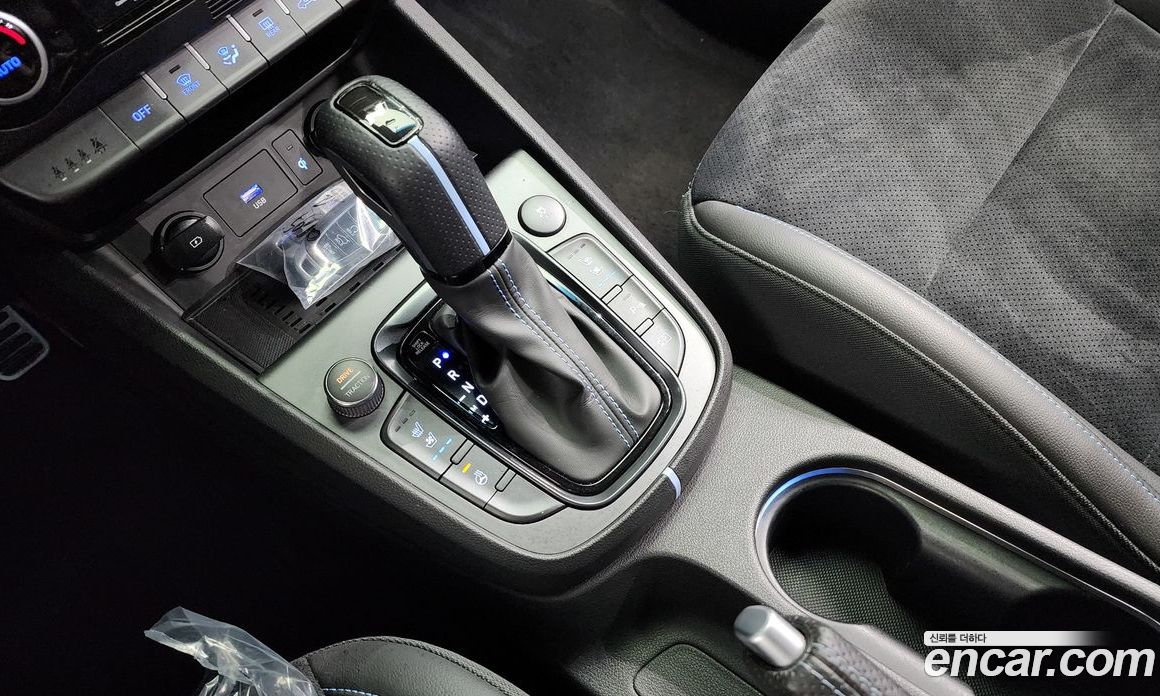 Hyundai Kona Gasoline 2.0 2WD