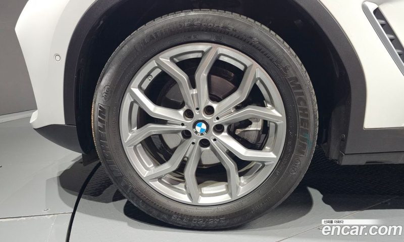 BMW X4 xDrive20i xLine