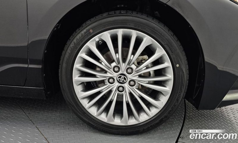 Toyota Avalon 2.5 Hybrid