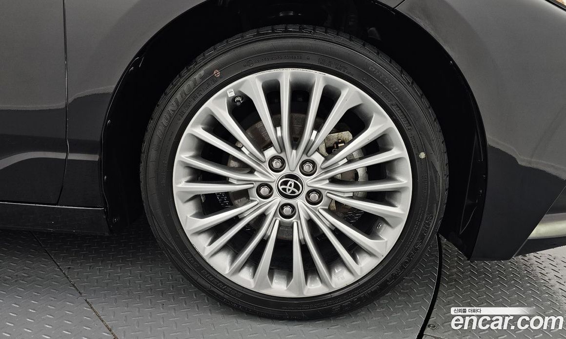 Toyota Avalon 2.5 Hybrid
