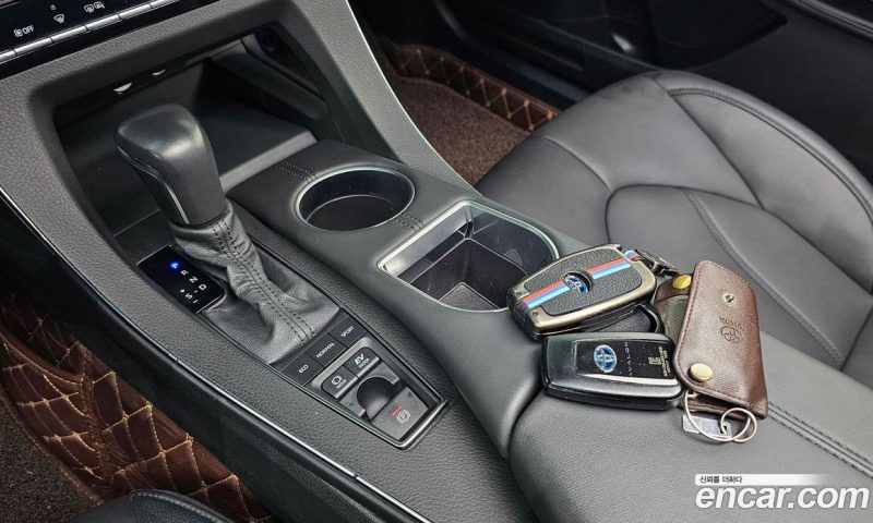 Toyota Avalon 2.5 Hybrid