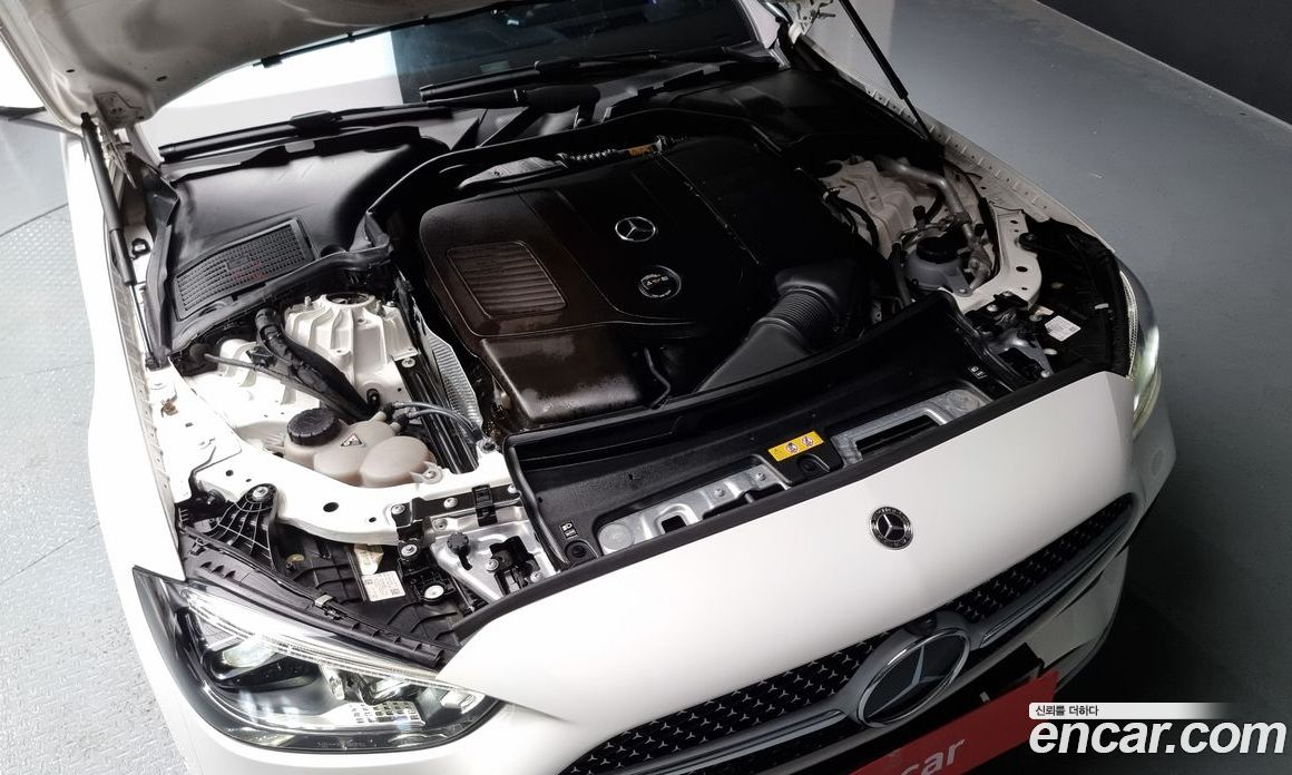 Mercedes Benz C-Class C300 AMG Line