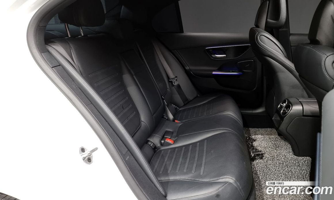 Mercedes Benz C-Class C300 AMG Line