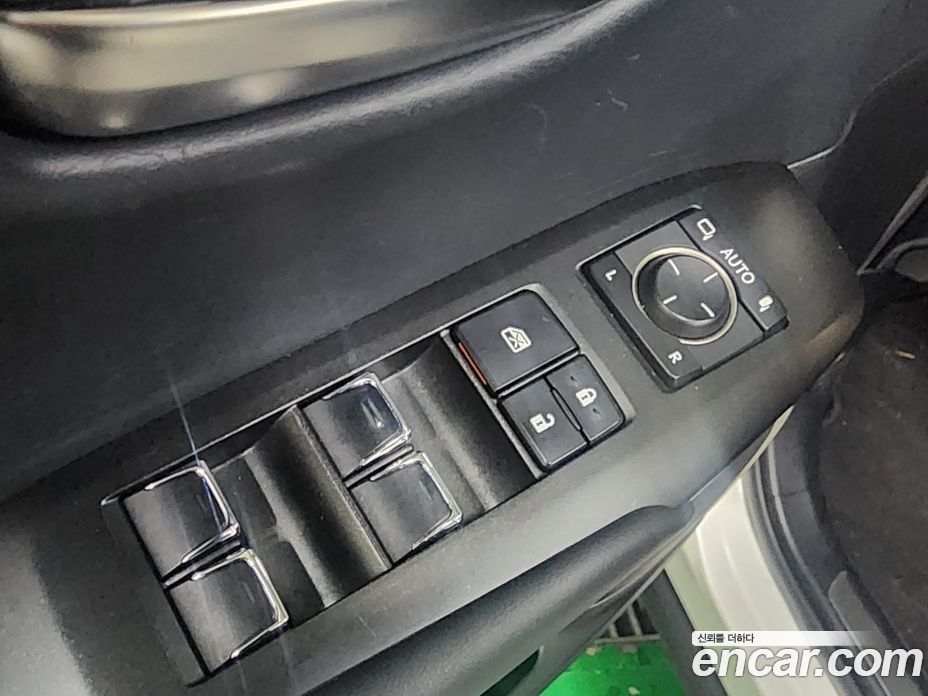 Lexus NX Supreme