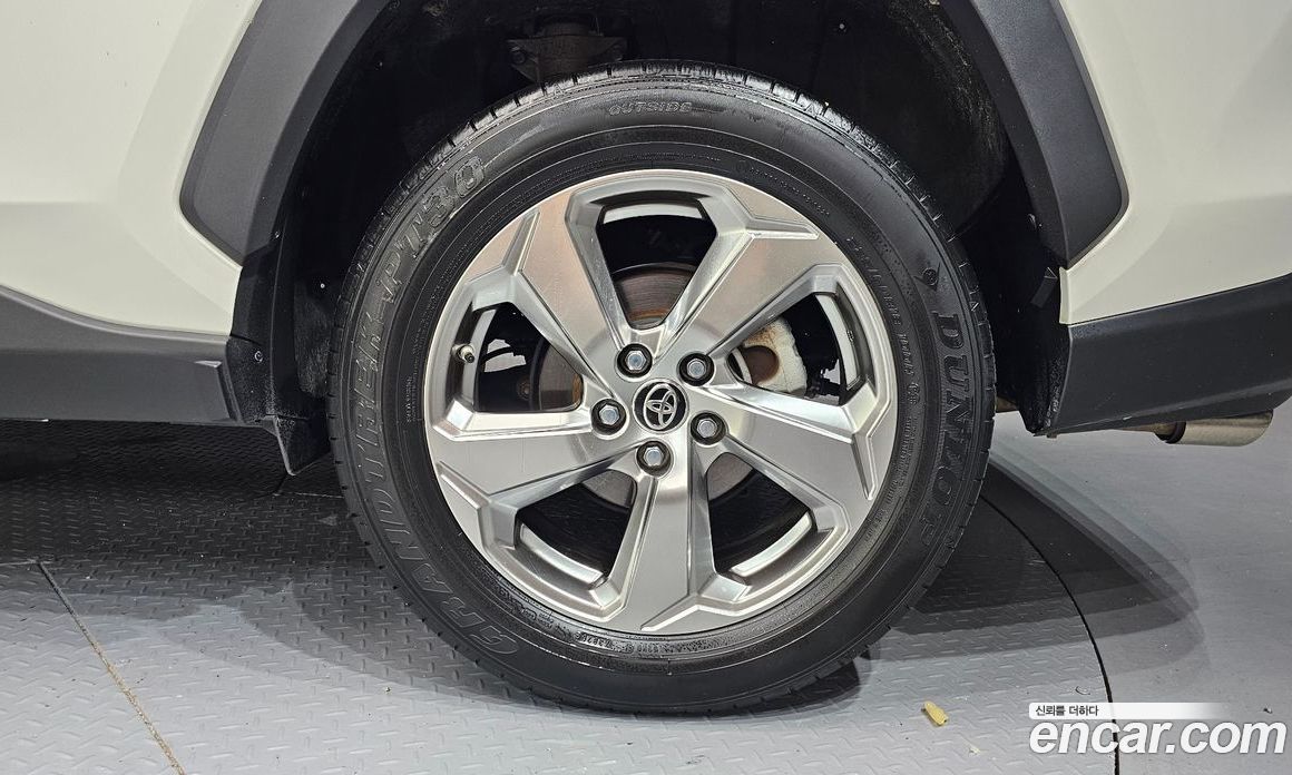 Toyota RAV4 2.5 2WD Hybrid