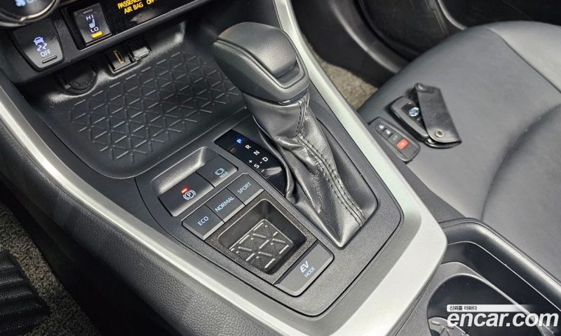 Toyota RAV4 2.5 2WD Hybrid