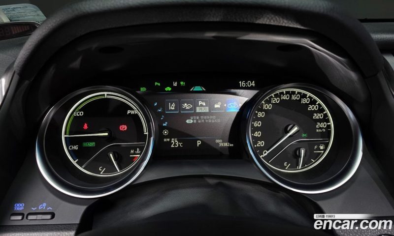 Toyota Camry 2.5 XLE Hybrid