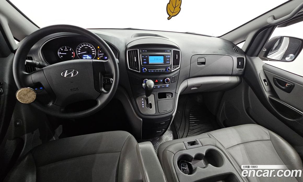 Hyundai Starex Van 3-Seater