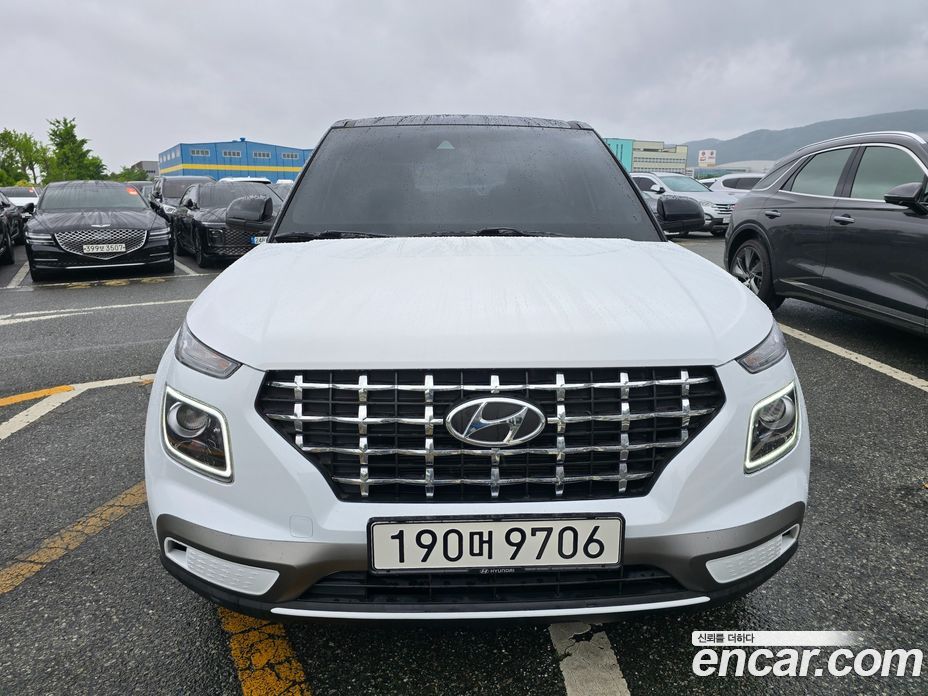 Hyundai Venue 1.6 Modern