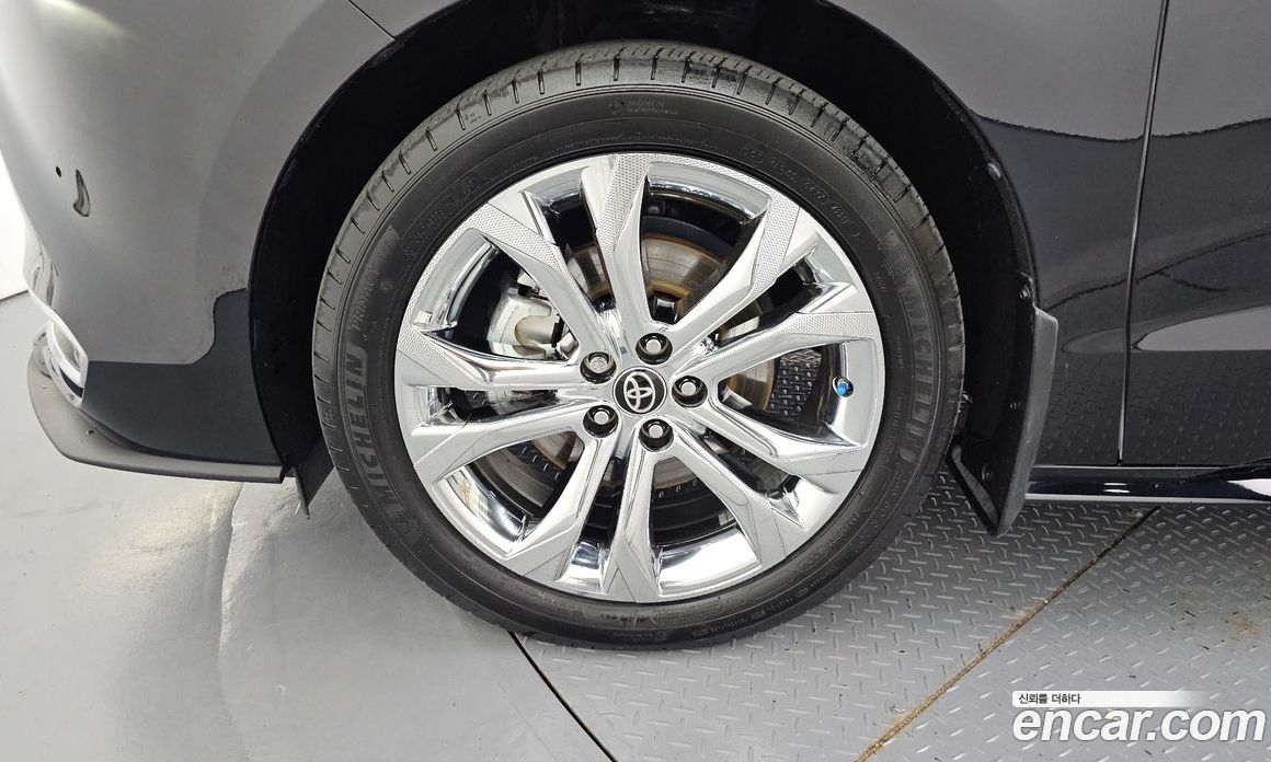 Toyota Sienna 2.5 Hybrid 2WD