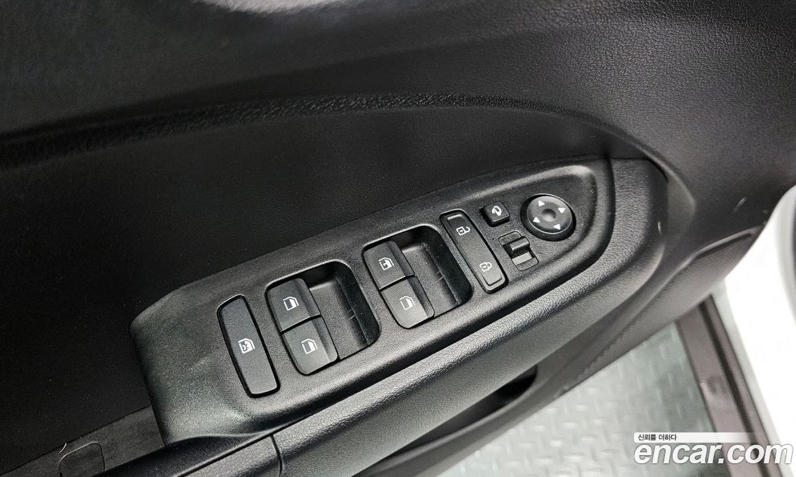 Hyundai Venue 1.6 Smart