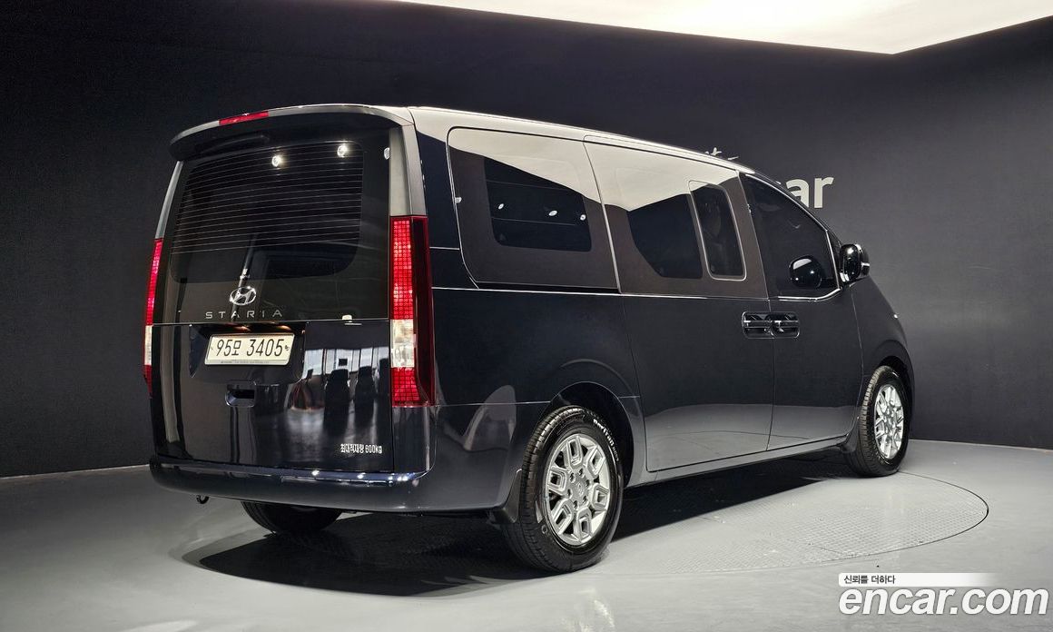 Hyundai Staria Cargo 5-Seater