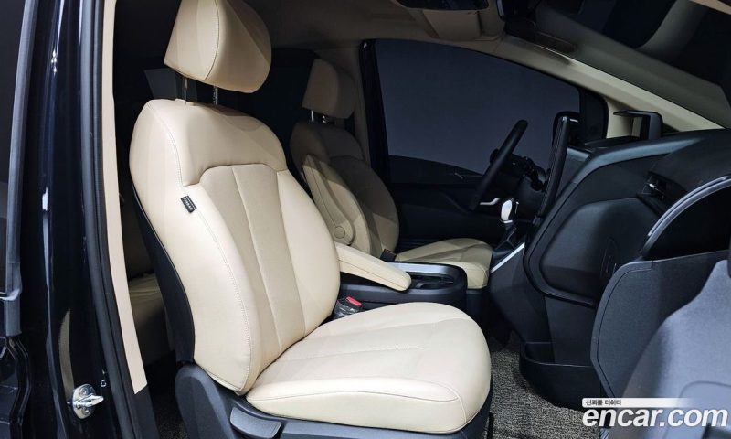 Hyundai Staria Cargo 5-Seater