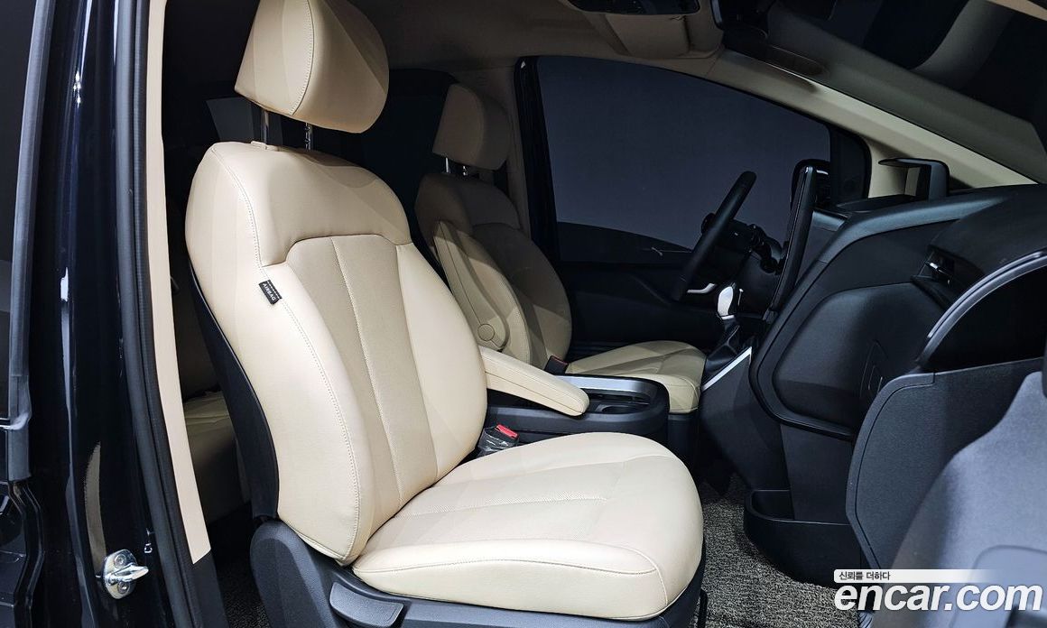 Hyundai Staria Cargo 5-Seater