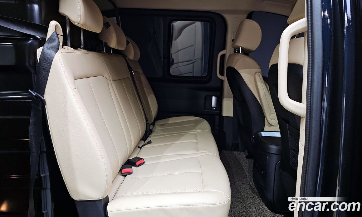 Hyundai Staria Cargo 5-Seater