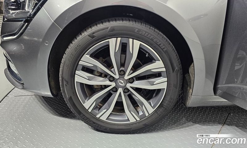 Renault Korea SM6 1.3 TCe LE