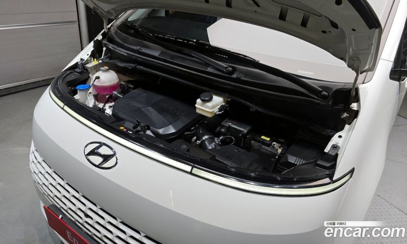 Hyundai Staria Cargo 3-Seater