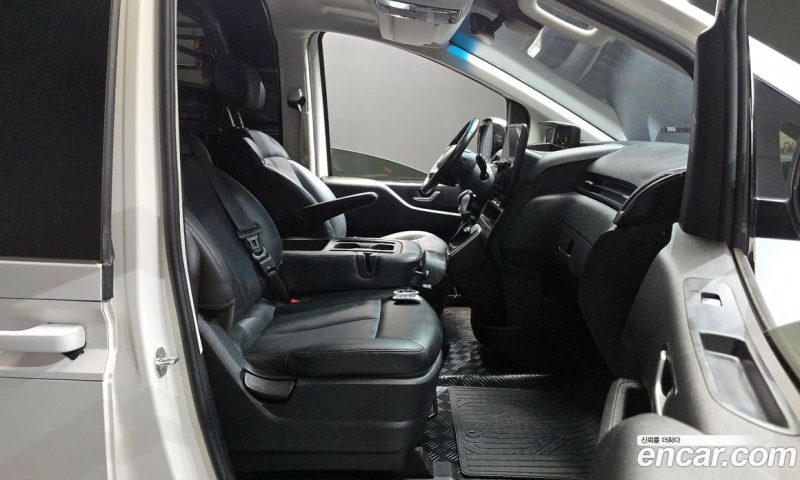 Hyundai Staria Cargo 3-Seater