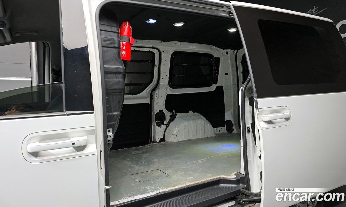 Hyundai Staria Cargo 3-Seater