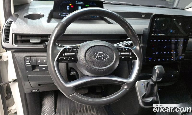 Hyundai Staria Cargo 3-Seater
