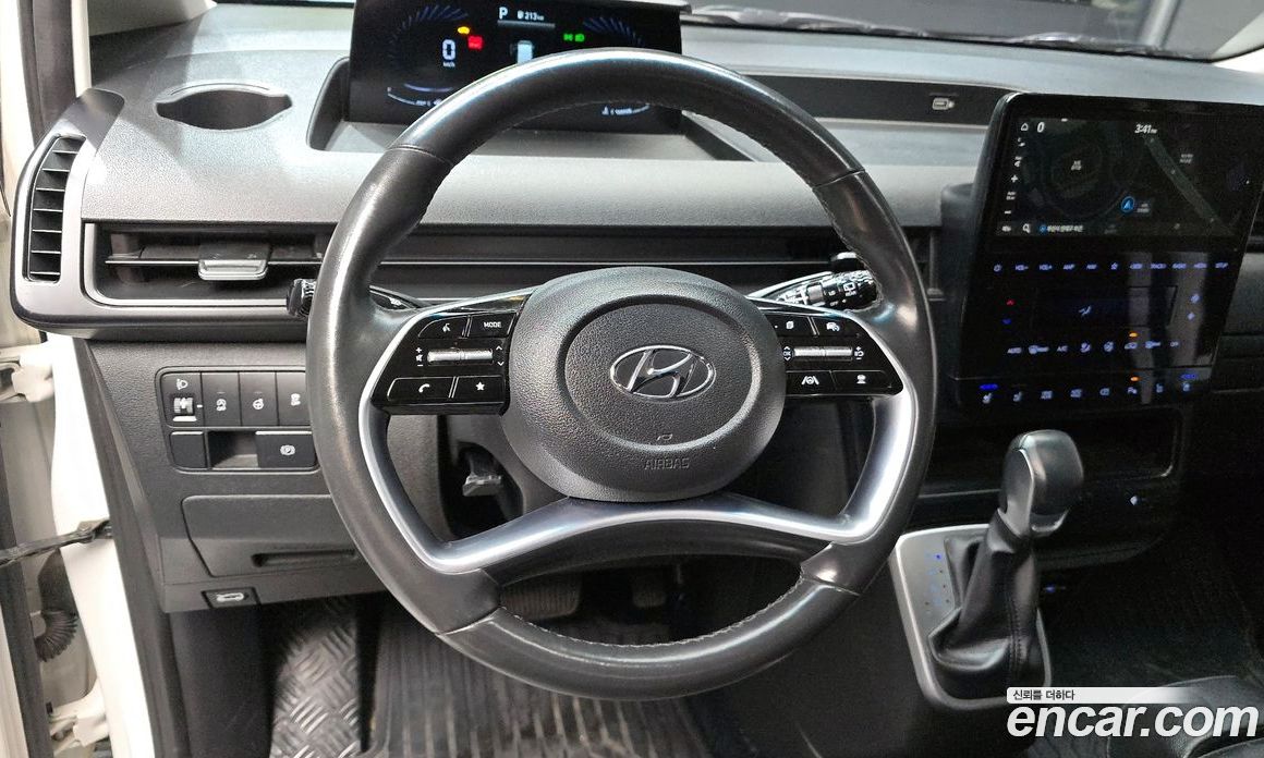 Hyundai Staria Cargo 3-Seater